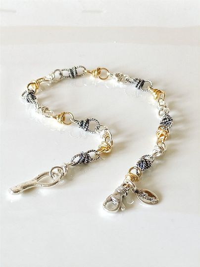 Mini Tri Link Bracelet with Charm
